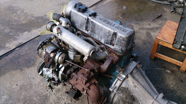 ขายเครื่องยนต์ดีเซลเทอร์โบนิสสัน Ld20 พร้อมเกียร์