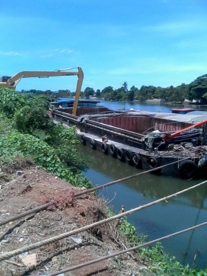 ท่าเรือทรัพย์บุญมี จังหวัดราชบุรี รับจ้างขนส่งสินค้า ทางเรือ ลุ่มน้ำ แม่กลอง ราชบุรี ออกทะเล สนใจใช้บริการ ติดต่อ089-2507621