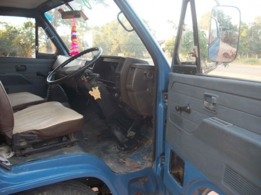 ISUZU NPR115  4BD1รถห้างแท้ 379,000 เครื่องดี ขับดี ครัทซีสวย รถห้างแท้ พร้อมใช้งาน