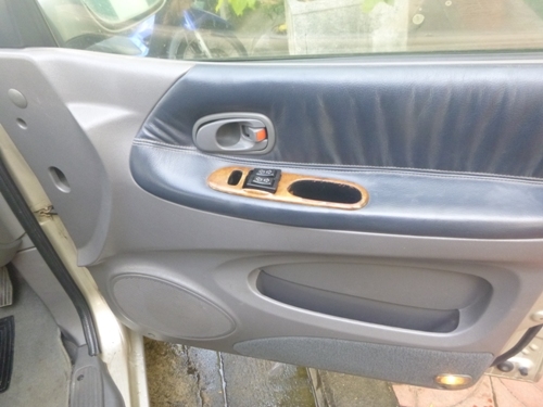 KIA  CARIVAL  7 ที่นั่ง  ขายถูก