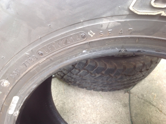 ขายยางสภาพสวย