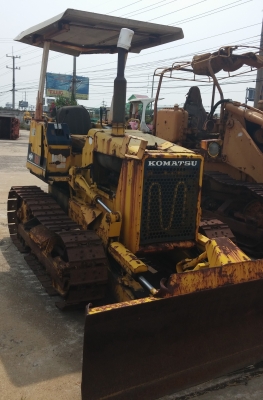 ขายรถแทรคเตอร์โคมัทสุ