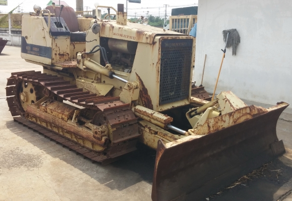 ขายรถแทรคเตอร์โคมัทสุ