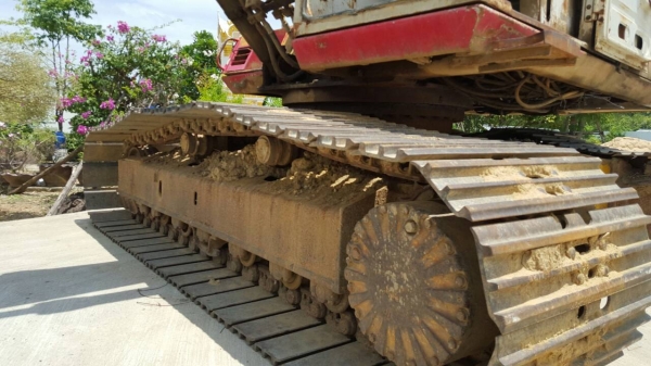 ขายแม็กโคร.   โคมัสสุ PC  200-5 เอกสารครบรถพร้อมใช้ตัวเดินกีบคอลโทลสั้น