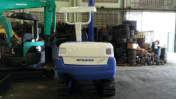 ขาย รถขุด MITSUBISHI รุ่น MM35B มือสองญี่ปุ่น แทร็กเหล็ก สลักแน่น ทั้งคัน ทำงานไว เครื่องมิตซู 4สูบ รุ่น S4L มือถือ/LINE ID: 0818753444 ขาย รถขุด MITSUBISHI รุ่น MM35B มือสองญี่ปุ่น แทร็กเหล็ก สลักแน่น ทั้งคัน ทำงานไว เครื่องมิตซู 4สูบ รุ่น S4L มือถือ/LINE ID: 0818753444