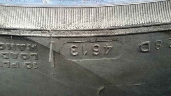 ขายยาง mud deestone 265/75/16 ปลายปี 13 ขายยาง mud deestone 265/75/16 ปลายปี 13