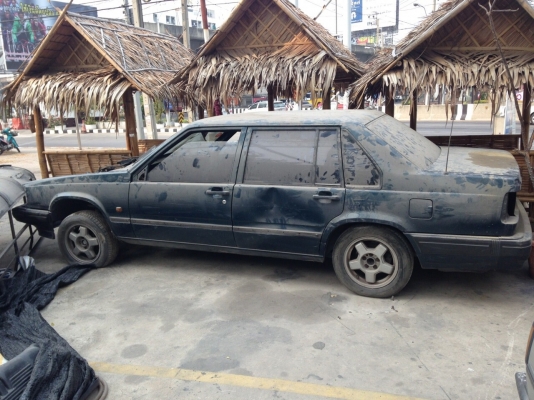 ขายถูกซากถ้าVolvo 940 มีเล่มมีทะเบียนครบสนใจสอบถามได้