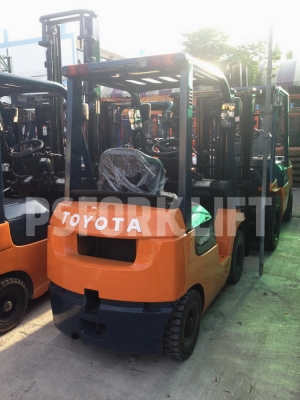 ขายฟอร์คลิฟท์ โตโยต้า 7FD15 เสาสูง 3 ม. จากประเทศญี่ปุ่น