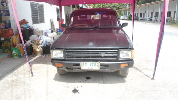 ขายม้ากะโดด 4ขอ ตามสภาพเครื่องดีคัชซีสวยๆ ทะเบียนขาด 3ปี เครื่องดีเซล ชุดโอนครบครับ