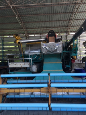 ขายรถเกี่ยวข้าวสภาพ พร้อมใช้งาน