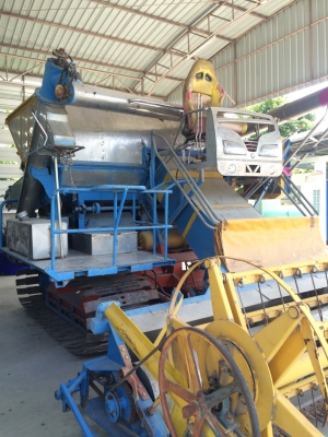 ขายรถเกี่ยว 6 แสน