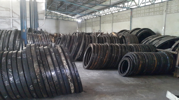 ขายวงเดือน(มือ2ญี่ปุ่น นำเข้าเอง) ขายวงเดือน(มือ2ญี่ปุ่น นำเข้าเอง)