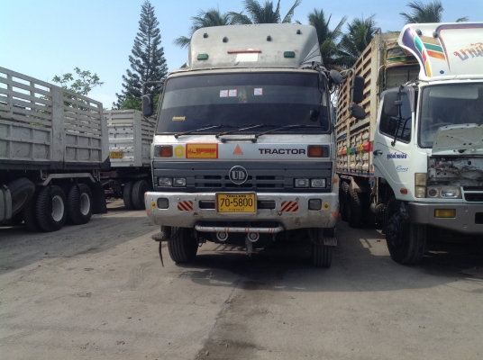 ขายหัวลาก Nissan UD 431