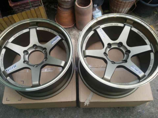 ล้อ TE37 ขอบ 18 6รู ก้านตรงชุดล่ะ 18,000