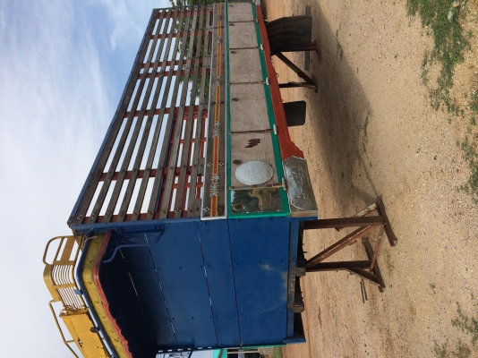 ขายกะบะ10ล้อ ยาว 6 ม กว้าง 2.40 สูง 2ม