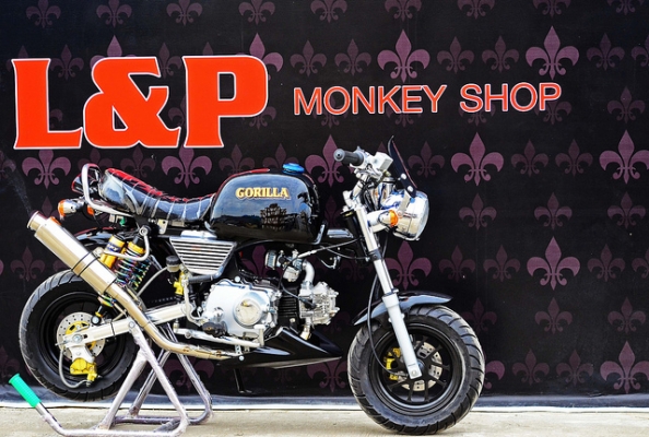 มอบของขวัญลดราคา  มังกี้ ลดราคา มี ให้ เลือกหลากหลายแบบ ไม่ซ้ำ ขับสนุก ขับมัน ทนทาน เรากล้า รับประกัน 100\%***มอบของขวัญลดราคาต้อนรับสงกรานต์ !!!! มังกี้ ลดราคา มี ให้ เลือกหลากหลายแบบ ไม่ซ้ำ ขับสนุก ขับมัน ทนทาน เรากล้า รับประกัน 100\%**