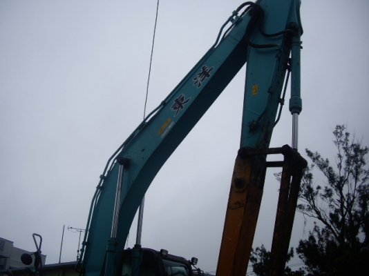 KOBELCO  SK200-8 YN12  ปี 2011 สั่งนำเข้าญี่ปุ่น สภาพสวยไหมลองพิจารณากันดูครับ 30-45 วันหากรอของได้ โทรมาคุยกันได้เลยครับ