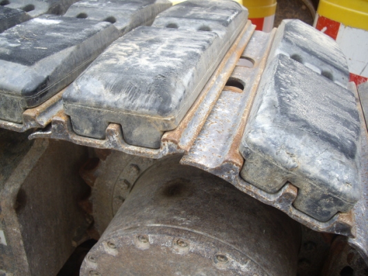 KOBELCO  SK200-8 YN12  ปี 2011 สั่งนำเข้าญี่ปุ่น สภาพสวยไหมลองพิจารณากันดูครับ 30-45 วันหากรอของได้ โทรมาคุยกันได้เลยครับ