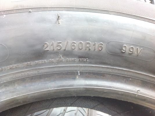 ยางมือ2สวยๆ  215/60/R16 ปี2014