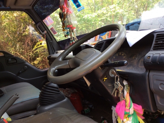 ขายด่วน isuzu NPR 130 แรงม้า เทอร์โบ พิเศษลดสุดๆ550,000****