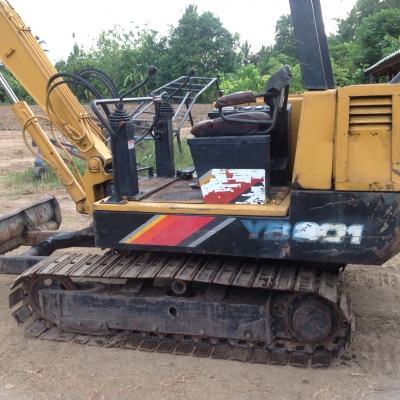 ขายแม็คโคยันม่าYB301 ขนาดPC30 สภาพเก่านอก พร้อมใช้งาน