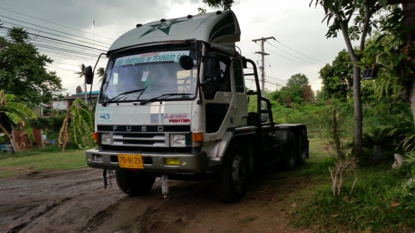 ขายหัวลากสิบล้อFN527M-TG0208