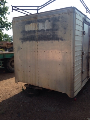 ตู้แห้งถอดจากรถไปสณี