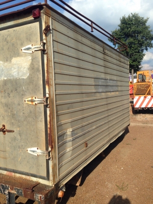 ตู้แห้งถอดจากรถไปสณี ตู้แห้งถอดจากรถไปสณี