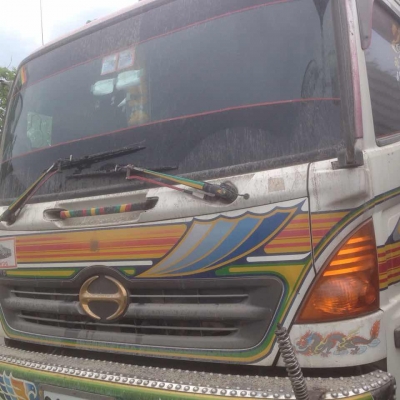 ขายรถ12ล้อแม่320แรงลูก3เพลาพร้อมใช้งานสวยๆ