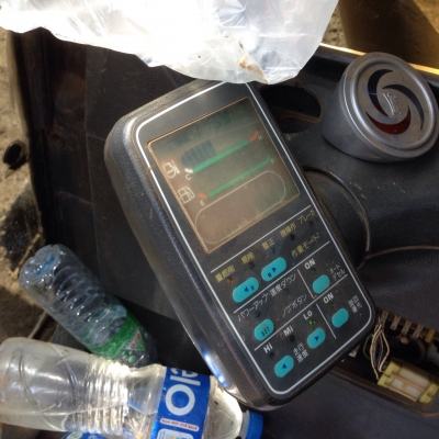 แม็คโฮลมือสอง/ Komatsu PC200-6/ SN: 83479/ ไฟฟ้าเต็ม,ช่วงล่างเต็ม แม็คโฮลมือสอง/ Komatsu PC200-6/ SN: 83479/ ไฟฟ้าเต็ม,ช่วงล่างเต็ม