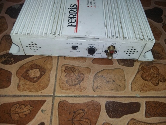 ขายแอมป์ Ferris รุ่น FRA-2200 (200W)2ch ใช้ได้ปกติขายถูกๆ 900.-