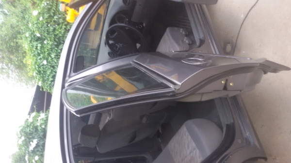 ขายรถเก๋งนั่งสวยสภาพดีมาก ขายรถเก๋งนั่งสวยสภาพดีมาก