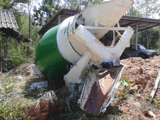 ขายด่วนโม้ปูนตรง3คิวสภาพพร้อมใช้งานเกรียวในสวยขาดถังนํา ขายด่วนโม้ปูนตรง3คิวสภาพพร้อมใช้งานเกรียวในสวยขาดถังนํา