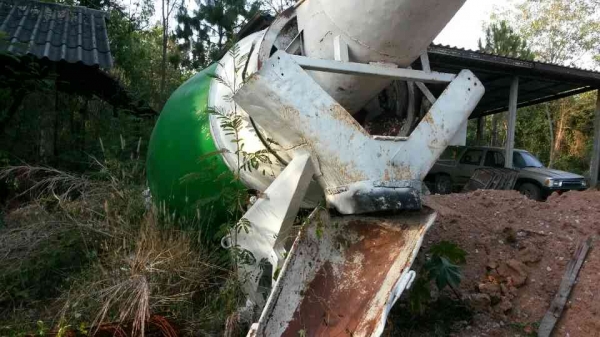 ขายด่วนโม้ปูนตรง3คิวสภาพพร้อมใช้งานเกรียวในสวยขาดถังนํา ขายด่วนโม้ปูนตรง3คิวสภาพพร้อมใช้งานเกรียวในสวยขาดถังนํา