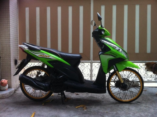 ขออนุญาติขาย Honda Click 110i สีพิเศษหายาก แต่งสวยมาก ด่วน!!! ขออนุญาติขาย Honda Click 110i สีพิเศษหายาก แต่งสวยมาก ด่วน!!!