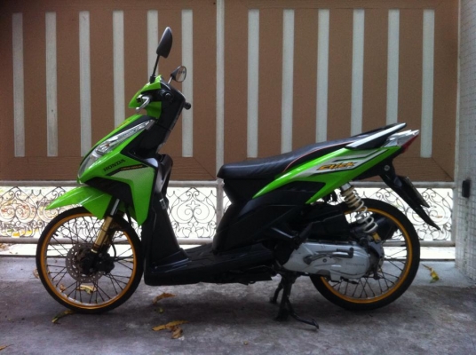 ขออนุญาติขาย Honda Click 110i สีพิเศษหายาก แต่งสวยมาก ด่วน!!! ขออนุญาติขาย Honda Click 110i สีพิเศษหายาก แต่งสวยมาก ด่วน!!!