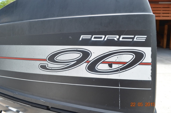 Palm Beach 165 White cap 90hp 2 stroke Center Counsole boat