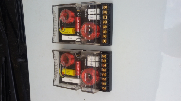 Crossover Network ลดเหลือคู่ละ 500 บาท