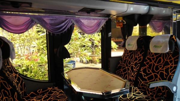 ขายรถบัส 2 ชั้น 8 ล้อเล็ก 10.30เมตรสูง4.10