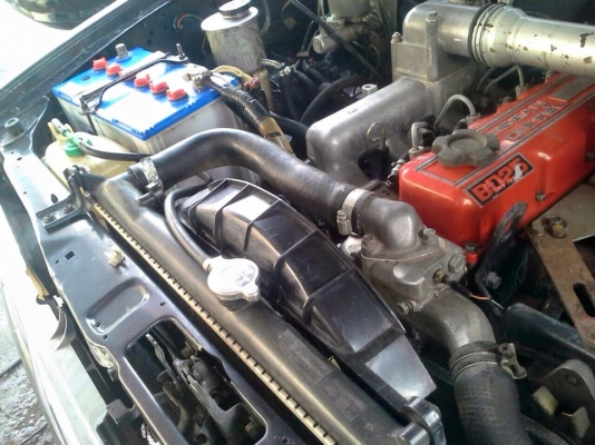 ขายครับ นิสันจอโค้ง. ฝาแดง2500 ปี40 พาเวอร์โรงงาน แอร์เย็น สภาพเดิมโรงงาน สีเดิมบางรถไม่มีผุ ตีอาบน้ำอย่างเดียว   ตั้งแต่เป็นรถมาไม่เคยทำสีเลย  ไม่มีสีโป