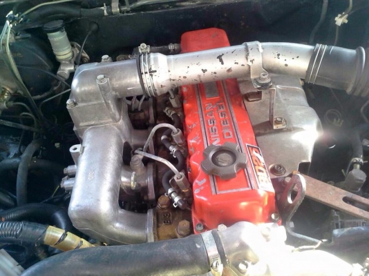 ขายครับ นิสันจอโค้ง. ฝาแดง2500 ปี40 พาเวอร์โรงงาน แอร์เย็น สภาพเดิมโรงงาน สีเดิมบางรถไม่มีผุ ตีอาบน้ำอย่างเดียว   ตั้งแต่เป็นรถมาไม่เคยทำสีเลย  ไม่มีสีโป