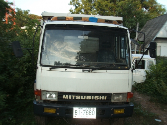 ขายรถสิบล้อ มิตซู 527 เทอร์โบ TF แท้ สภาพดีเครื่องยนต์สแตนดาร์ด 220 แรงม้า คัตซีดี ช่วงล่างดี