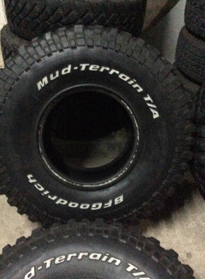 ขายยาง BF MUD 35-12.5-15 สวยๆถูกๆครับ ขายยาง BF MUD 35-12.5-15 สวยๆถูกๆครับ
