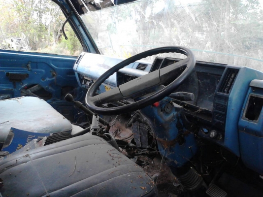 ขายรถโม้ตรง2.7คิว.ค.145แรงยังไมได้ลงเล่มทะเบืยนขาดชุดโอน ขายรถโม้ตรง2.7คิว.ค.145แรงยังไมได้ลงเล่มทะเบืยนขาดชุดโอน