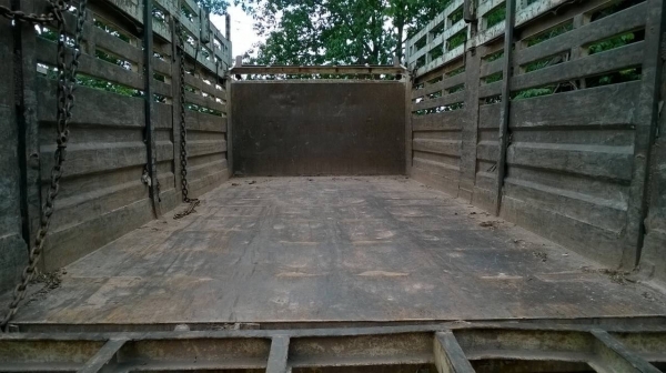 ขาย HINO FM3H วางเครื่อง M10C 240 แรงม้า เกียร์ Easton มีระบบลากพ่วง คัสซีสวยตลอดเส้น ยางเต็ม ทะเบียนเต็มพร้อมโอนครับ ขาย HINO FM3H วางเครื่อง M10C 240 แรงม้า เกียร์ Easton มีระบบลากพ่วง คัสซีสวยตลอดเส้น ยางเต็ม ทะเบียนเต็มพร้อมโอนครับ