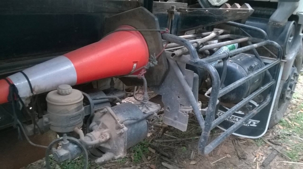 ขาย HINO FM3H วางเครื่อง M10C 240 แรงม้า เกียร์ Easton มีระบบลากพ่วง คัสซีสวยตลอดเส้น ยางเต็ม ทะเบียนเต็มพร้อมโอนครับ ขาย HINO FM3H วางเครื่อง M10C 240 แรงม้า เกียร์ Easton มีระบบลากพ่วง คัสซีสวยตลอดเส้น ยางเต็ม ทะเบียนเต็มพร้อมโอนครับ