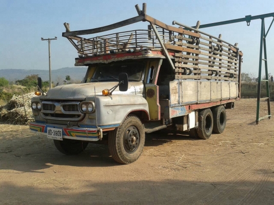 ขาย 10 ล้อหัวยาว 2 เพลา ช่วงล่างใหญ่ คัสซีสวย เครื่อง HO7C 180 แรงม้า เกียร์ HO สโลว์เกียร์กลาง พาวเวอร์ ทะเบียนพร้อมครับ