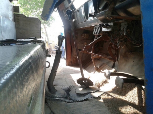 ขาย 10 ล้อหัวยาว 2 เพลา ช่วงล่างใหญ่ คัสซีสวย เครื่อง HO7C 180 แรงม้า เกียร์ HO สโลว์เกียร์กลาง พาวเวอร์ ทะเบียนพร้อมครับ