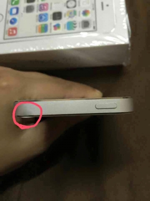 ขาย IPHONE 5s 32GB สีขาวเครื่อง 0 dtac มีรอยตามรูปคับ