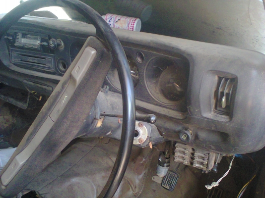 รถกะบะดัสสัน